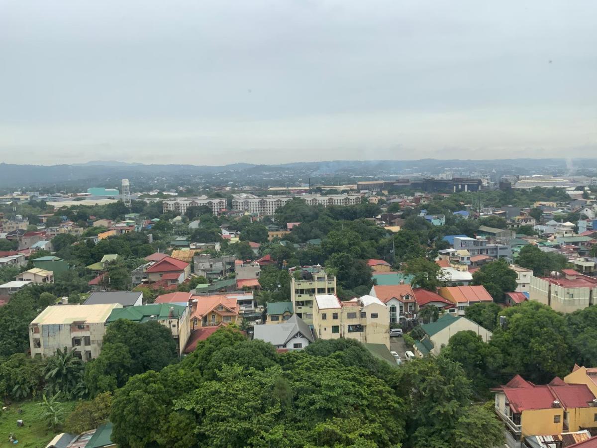 Pandora'S Nest Apartment Manila Exterior photo