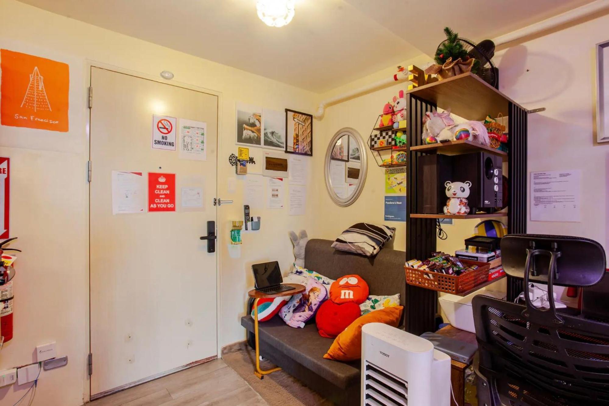 Pandora'S Nest Apartment Manila Exterior photo